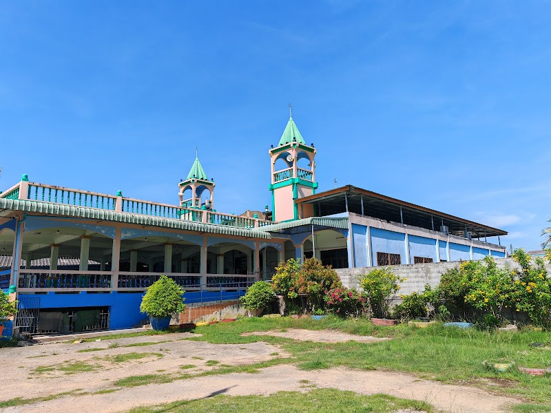 Masjid Darul Mudjahidin, M8F9+PXM, ถนนรอบเมือง, Tambon Padangbesa, Amphoe Sadao
