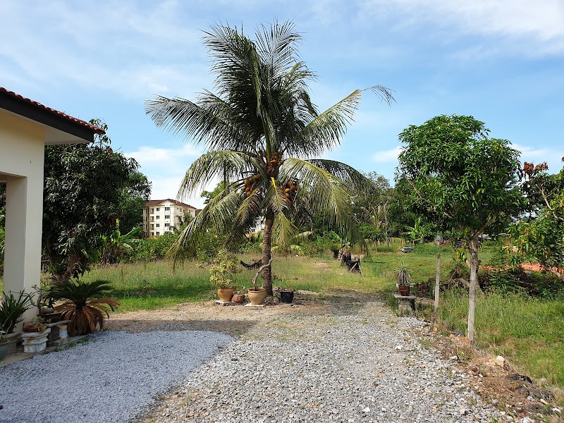 Homestay Atesya, Kampung Lubok Pinang Sanglang, Ayer Hitam