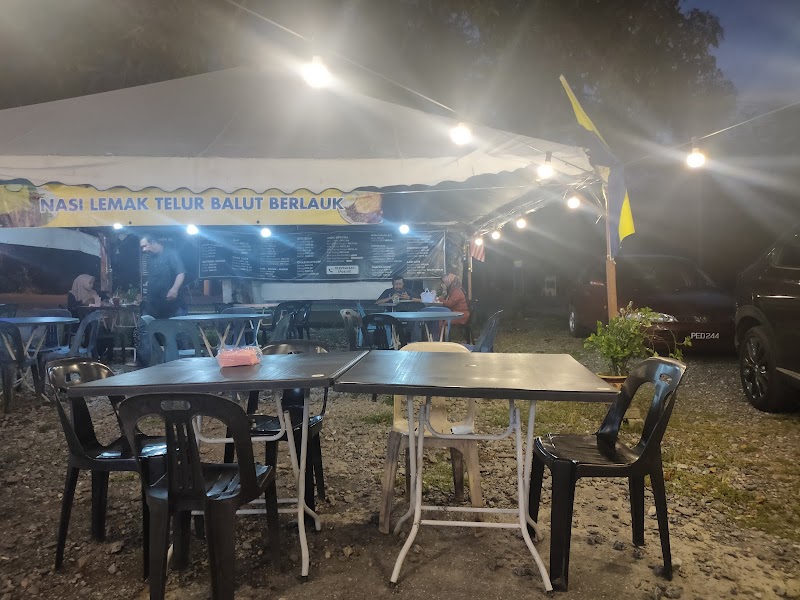 SMA SHED BURGER & NASI LEMAK TELUR BULAT, 72c, Jalan Baru, gunung medan, Kangar