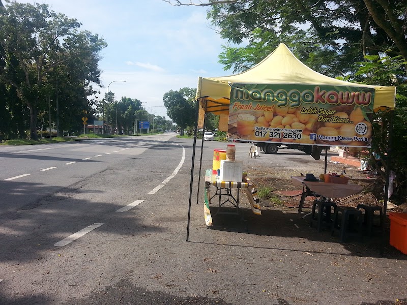 Mangga Kaww Simpang Empat Perlis, Jalan Kangar - Alor Setar, Kampung Simpang Empat, Simpang Ampat