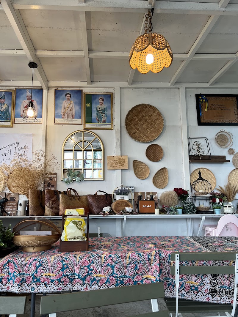 Gunung Medan Glass Cafe, Gunung Medan View Point, Kangar