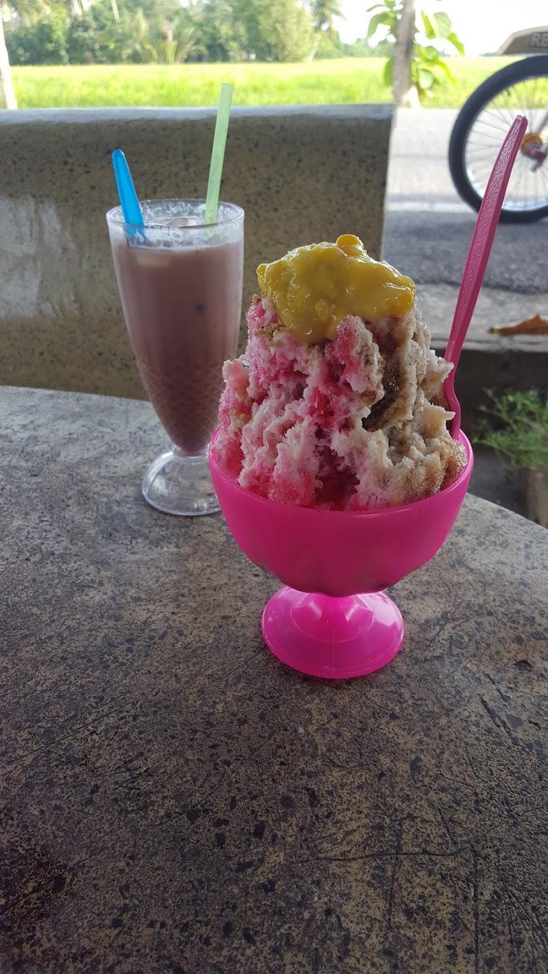 Ayam Goreng Meletop. Kampung Che Ok, R149, Kampung Tambun Tulang, Arau