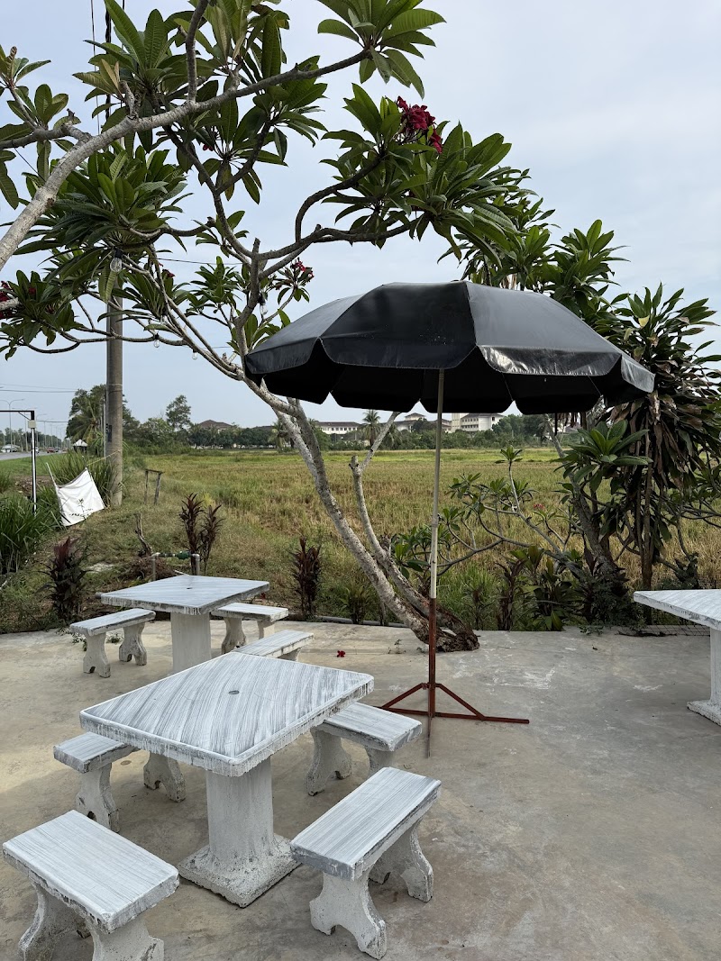 The Weekend Cafe, Bt.19, Mukim, Kampung Imam, Jitra