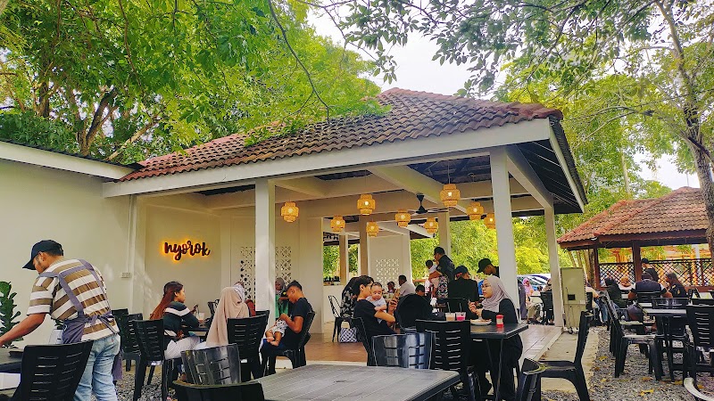 Dataran Dato' Sheikh Ahmad, Pusat Bandar Kangar, Kangar