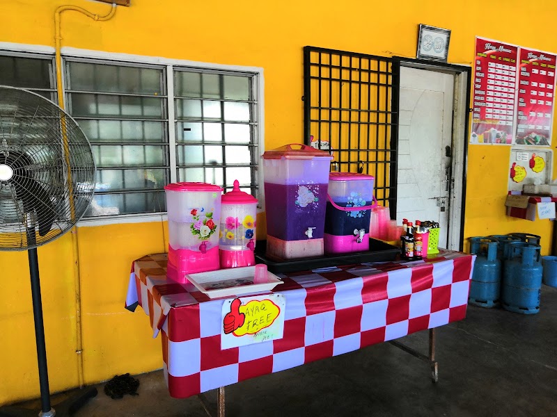 Fauzi Nasi Campur, Kampung Batu Hampar, Kangar