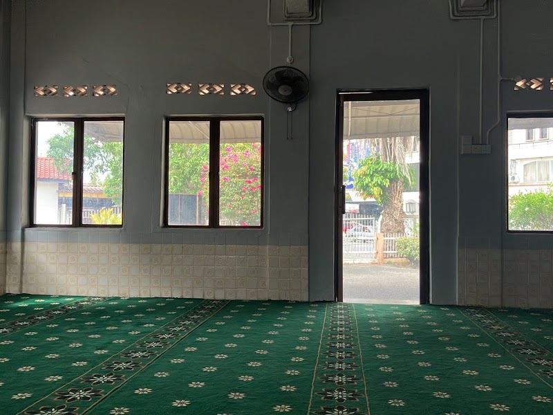 Surau Bakti SUK Perlis, 18, Jalan Hospital, Pusat Bandar Kangar, Kangar