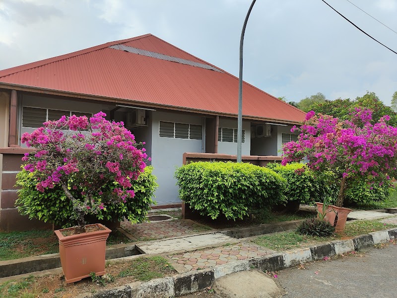 Terinai Lake View Resort, Jalan Kaki Bukit, Kangar