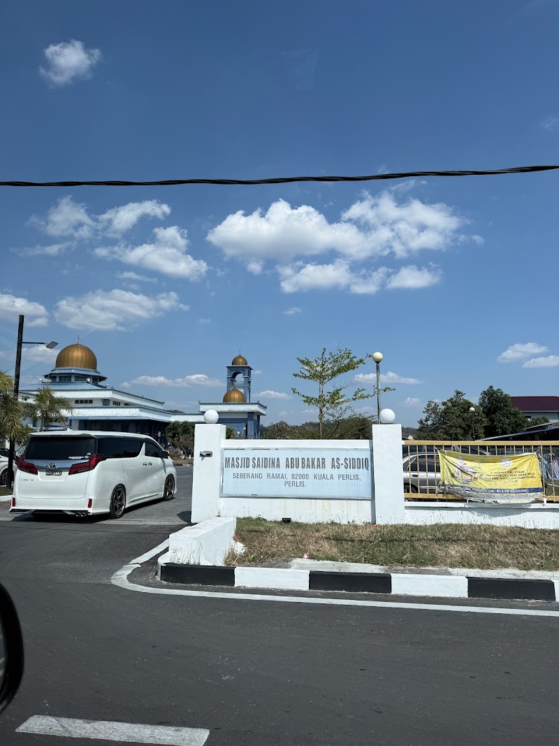 Masjid Saidina Abu Bakar As-Siddiq, 1516, Jalan Kampung Wai, Kampung Seberang Alor, Kuala Perlis