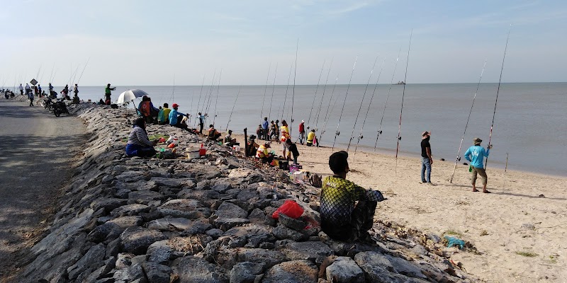 Pantai, 玻璃市玻璃市港口Pantai Peranginan Sungai Berembang邮政, 编码: