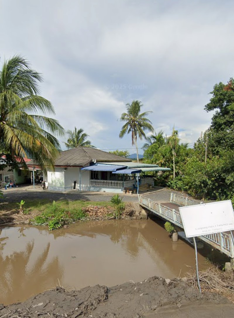 Imam Gumok Holy Shrine, 78HH+8C, Kampung Lembah Abu, Jitra