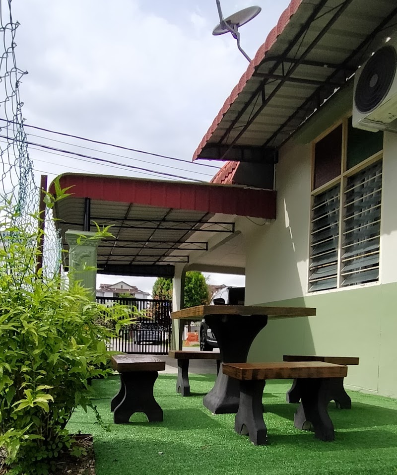 IkaMie Homestay (Kuala Perlis), No 2, Jalan Semarak 1, taman seri semarak, Kuala Perlis