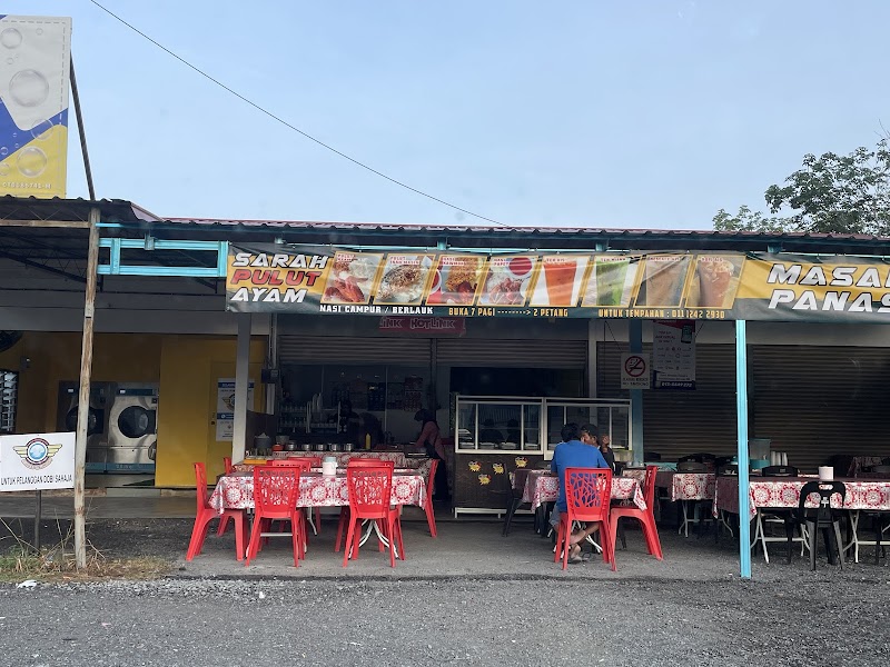 Sarah Pulut Ayam, Kangar