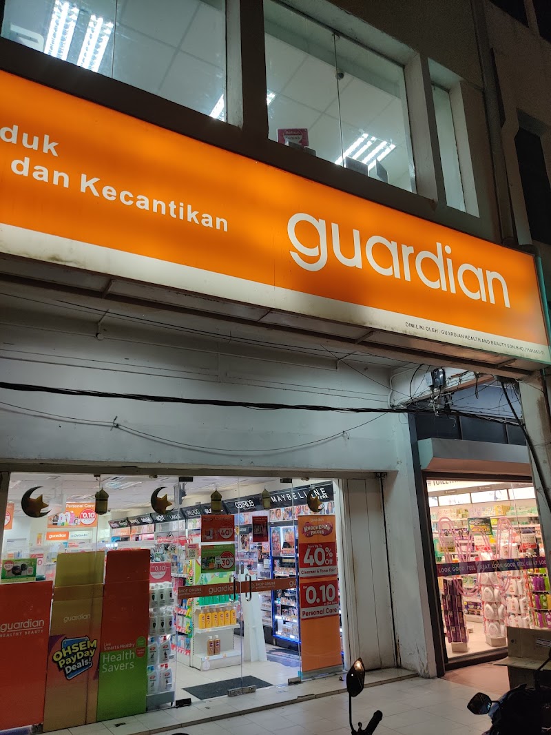 Guardian JALAN BUKIT LAGI, KANGAR, 1st Floor, No. 32, GF, &, Jalan Bukit Lagi, Kangar