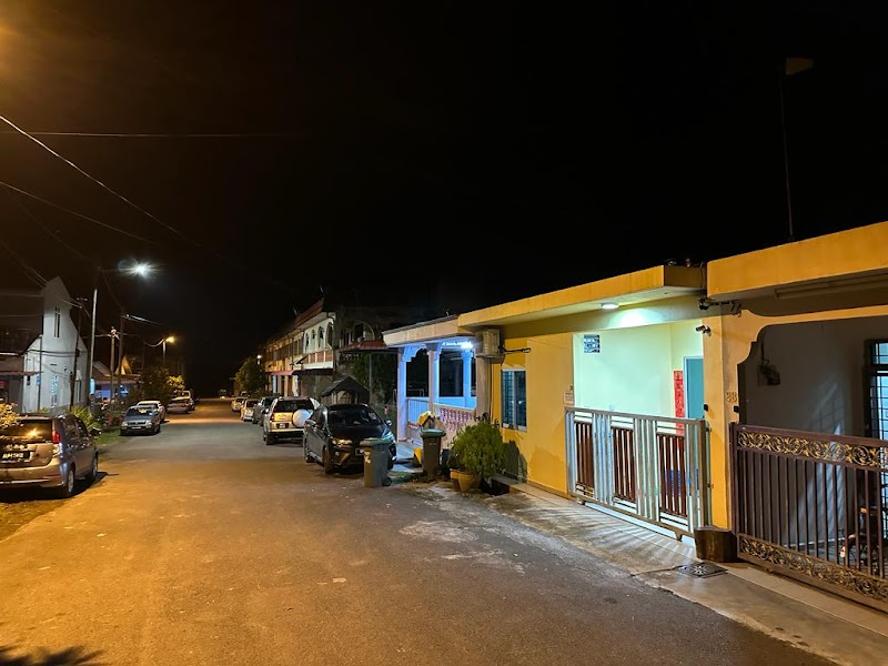 No 26 Homestay, 26, Lorong Tiong Emas, Kaki Bukit