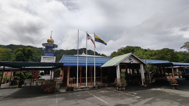 Masjid Jabal Al Ala Kampung Melayu, Kampung Batu Lima Belas, Kaki Bukit