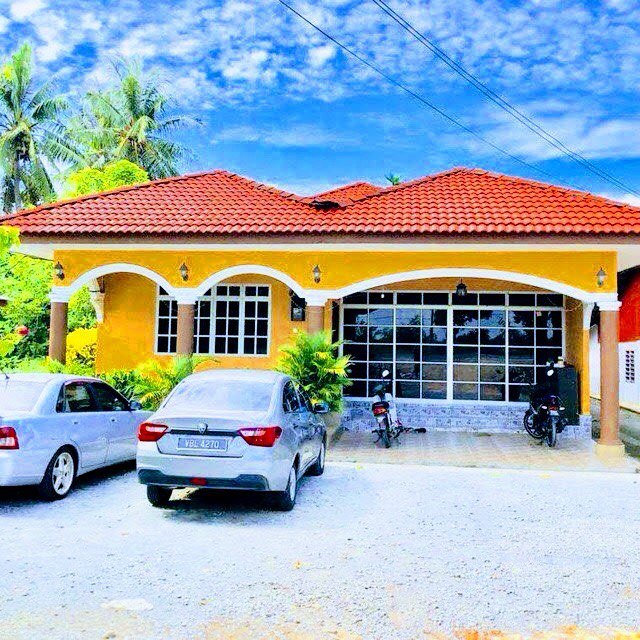 Rumah Cikgu Hanif,rumah Lang kiah &Lang at, 76GW+H9, Ayer Hitam
