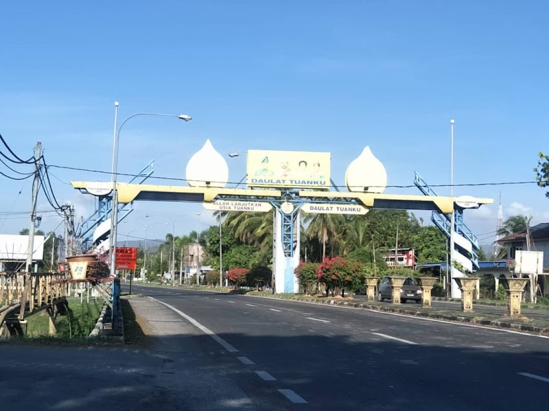 Gerbang Repoh, Persiaran Jubli Emas, Kangar