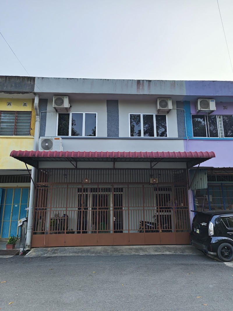 BNB95, 95, Pekan, Kaki Bukit