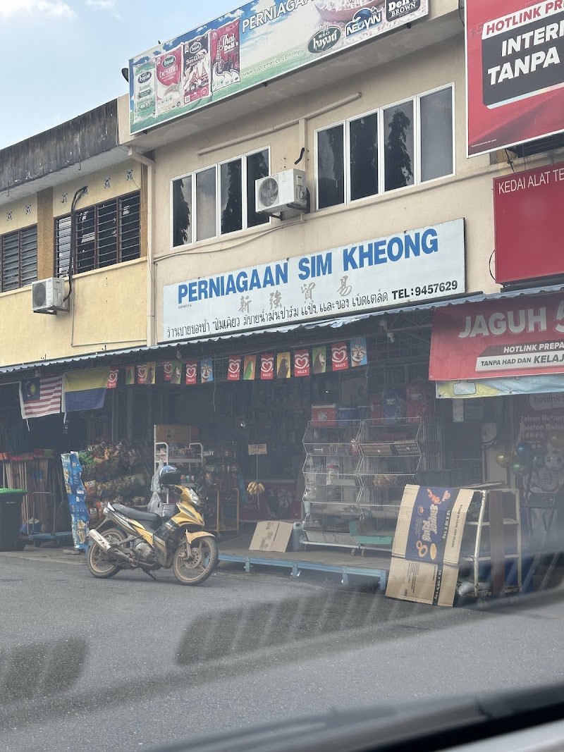 Perniagaan Sim Kheong, 29, R13, Kaki Bukit