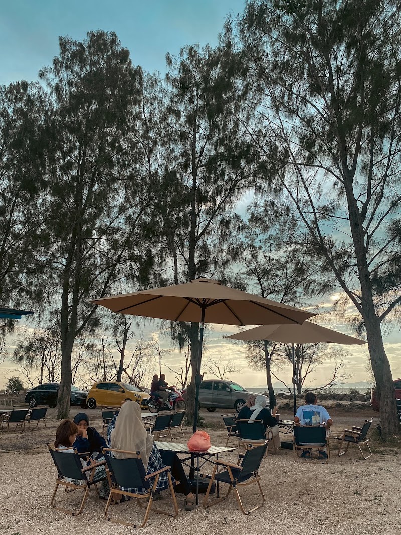 Cabin Koffee, Pulau Ketam Beach, Kuala Perlis