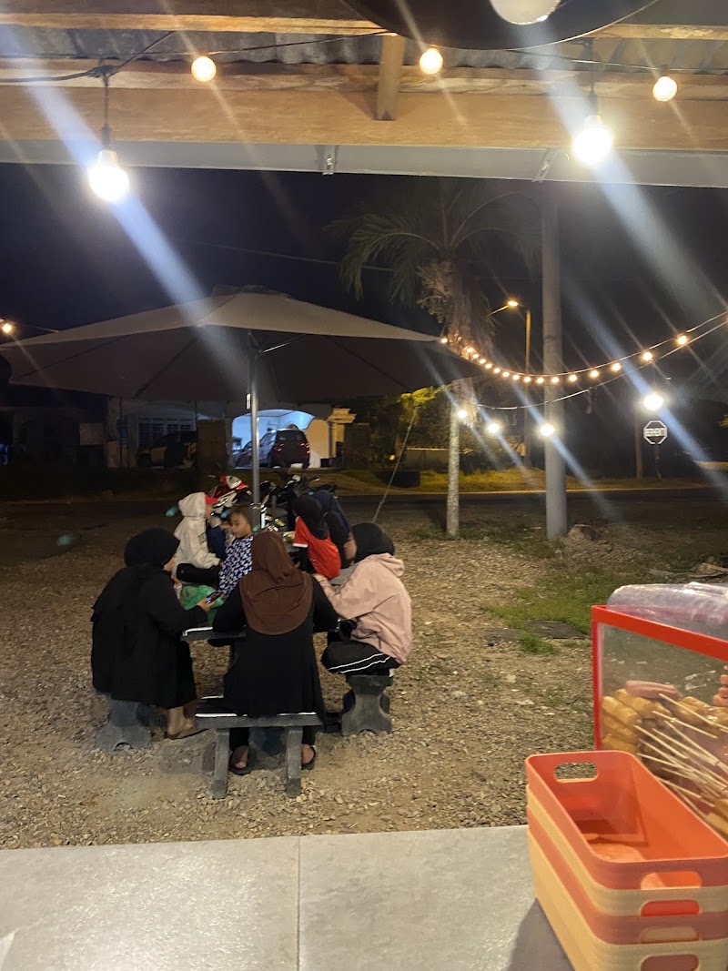 Lokching bakar&kerabu maggi, Jitra